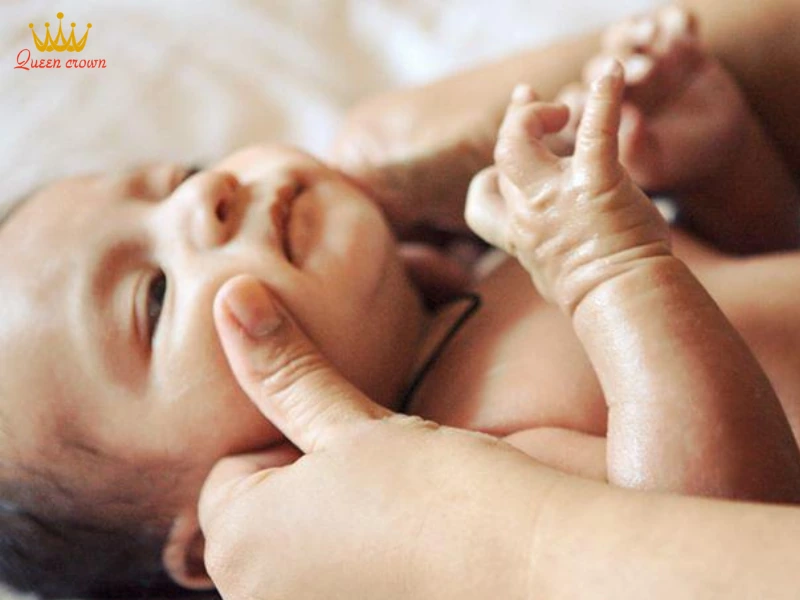Cách Massage Mặt Cho Bé Đúng Chuẩn Và An Toàn Nhất