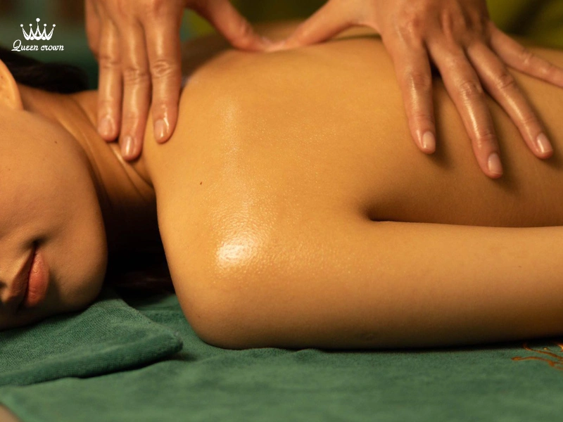 Lưu ý khi thực hiện massage y học cổ truyền giảm đau vai gáy