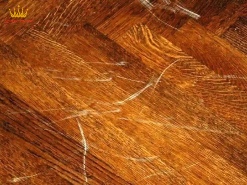 Sàn nhà có thể bị trầy xước do va chạm với ghế massage