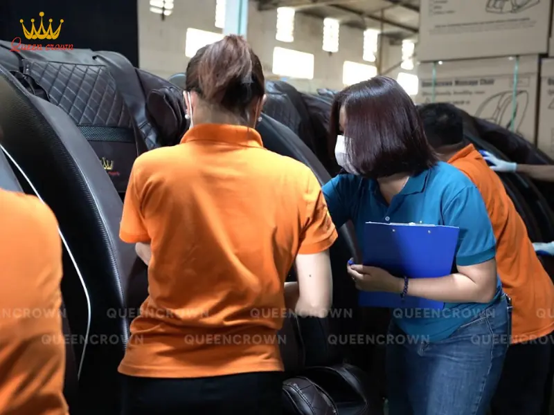 Khi nào cần gọi dịch vụ sửa chữa ghế massage chuyên nghiệp?