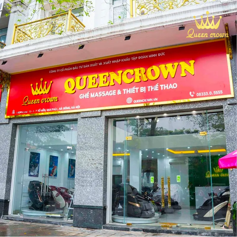 hình ảnh showroom queen crown được khách hàng tin tưởng mua ghế massage