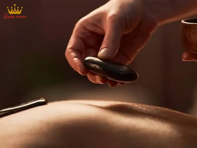 Hướng dẫn cách dùng đá nóng massage tại nhà