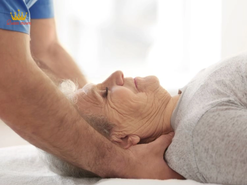 Các kỹ thuật massage cơ bản cho người cao tuổi
