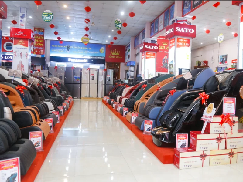 Hệ thống đại lý ghế massage Queen Crown trải dài từ Nam ra Bắc