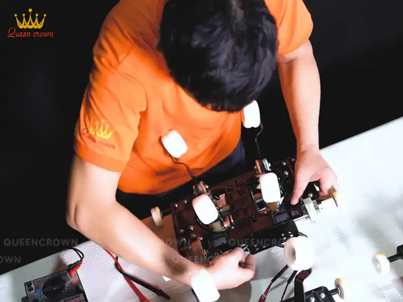 Queen Crown – Đối tác tin cậy cho dịch vụ sửa ghế massage công cộng