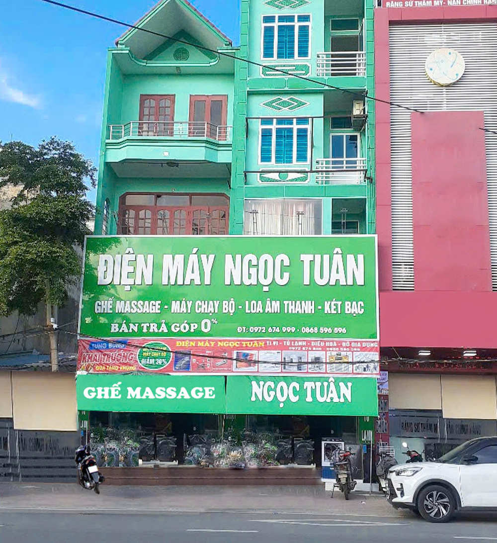 QUEEN CROWN THÁI THỤY