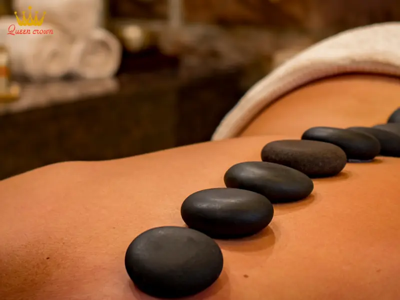 Tìm hiểu sơ lược về massage đá nóng