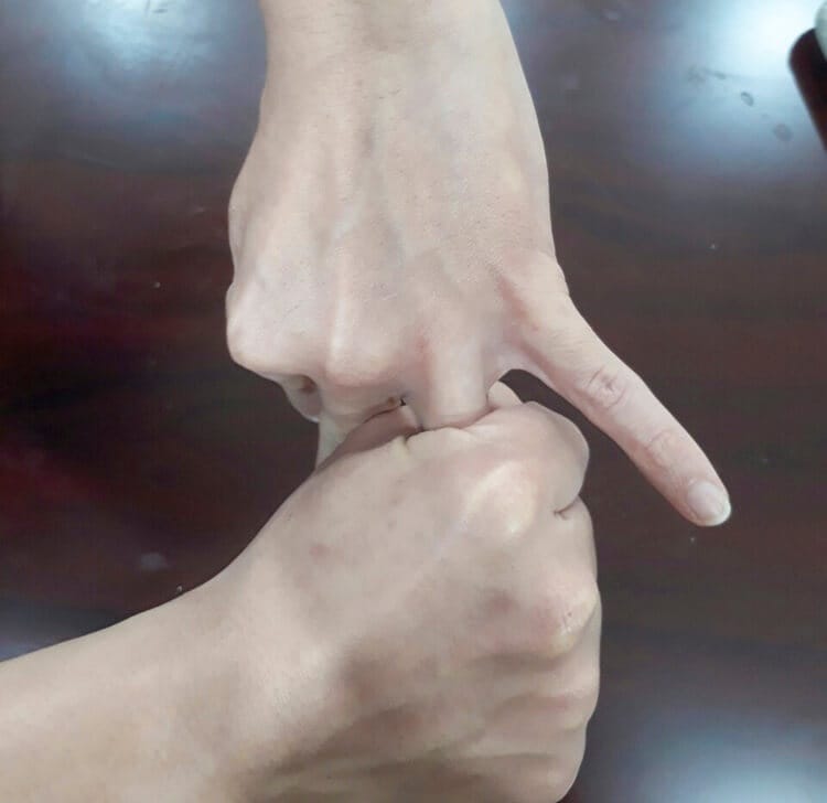 Hướng dẫn cách massage tay của người Nhật nâng cao sức khỏe 6 Cách massage tay