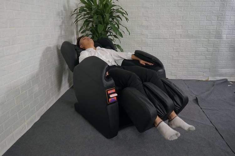#Top 3 Mẫu Ghế Massage Bỏ Tiền Đáng Đầu Tư Nhất 2020 6 Ghế Massage rút tiền