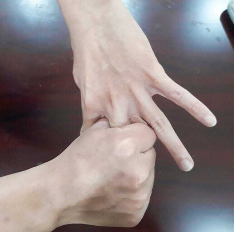 Cách massage tay