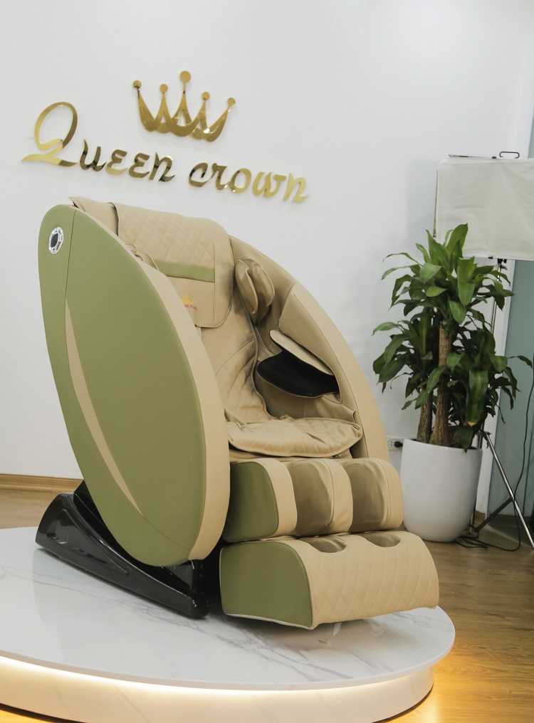 Ghế massage Queen Crown QC SL7 PLUS 9 Ghế massage Queen Crown QC SL7 Plus sở hữu ngoại hình đẹp