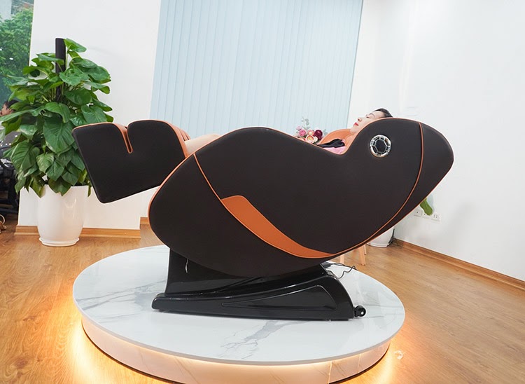 Ghế Massage Queen Crown QC T19 12 Queen Crown QC T19 tích hợp tính năng massage không trọng lực hiện đại